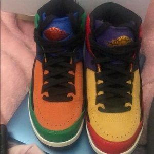 Jordan Retro 2 multi colored